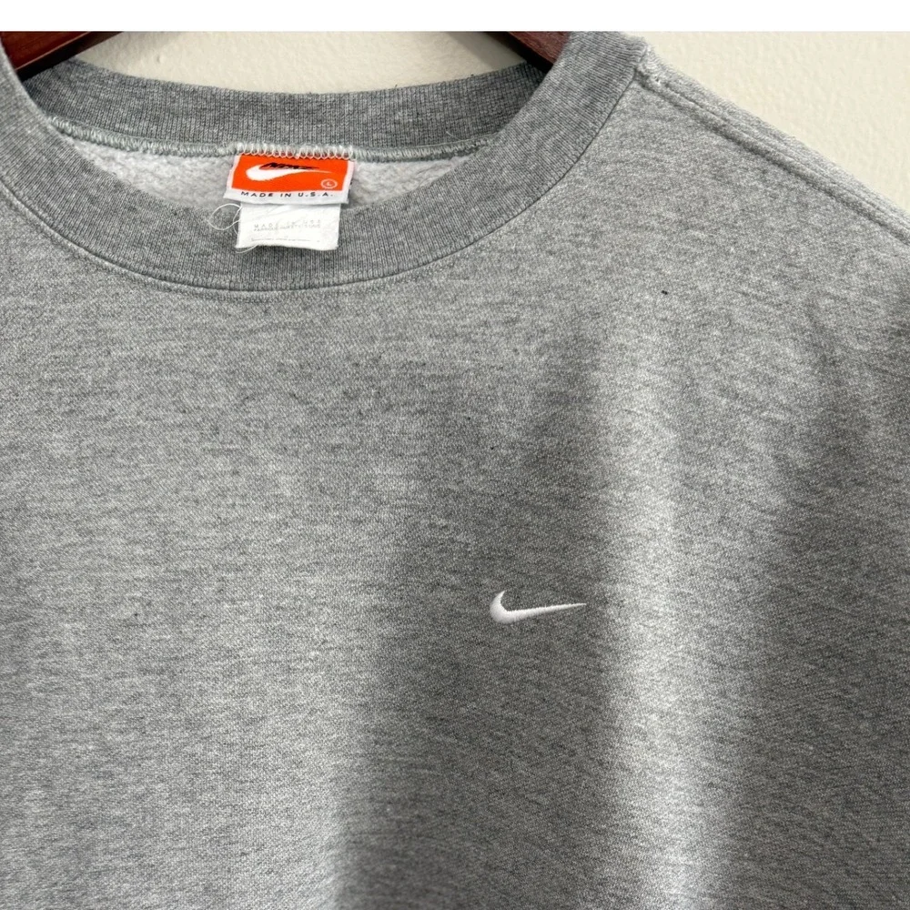 Vintage 90's Nike Crewneck Sweatshirt Gray Embroidered Swoosh Made in USA Sz L